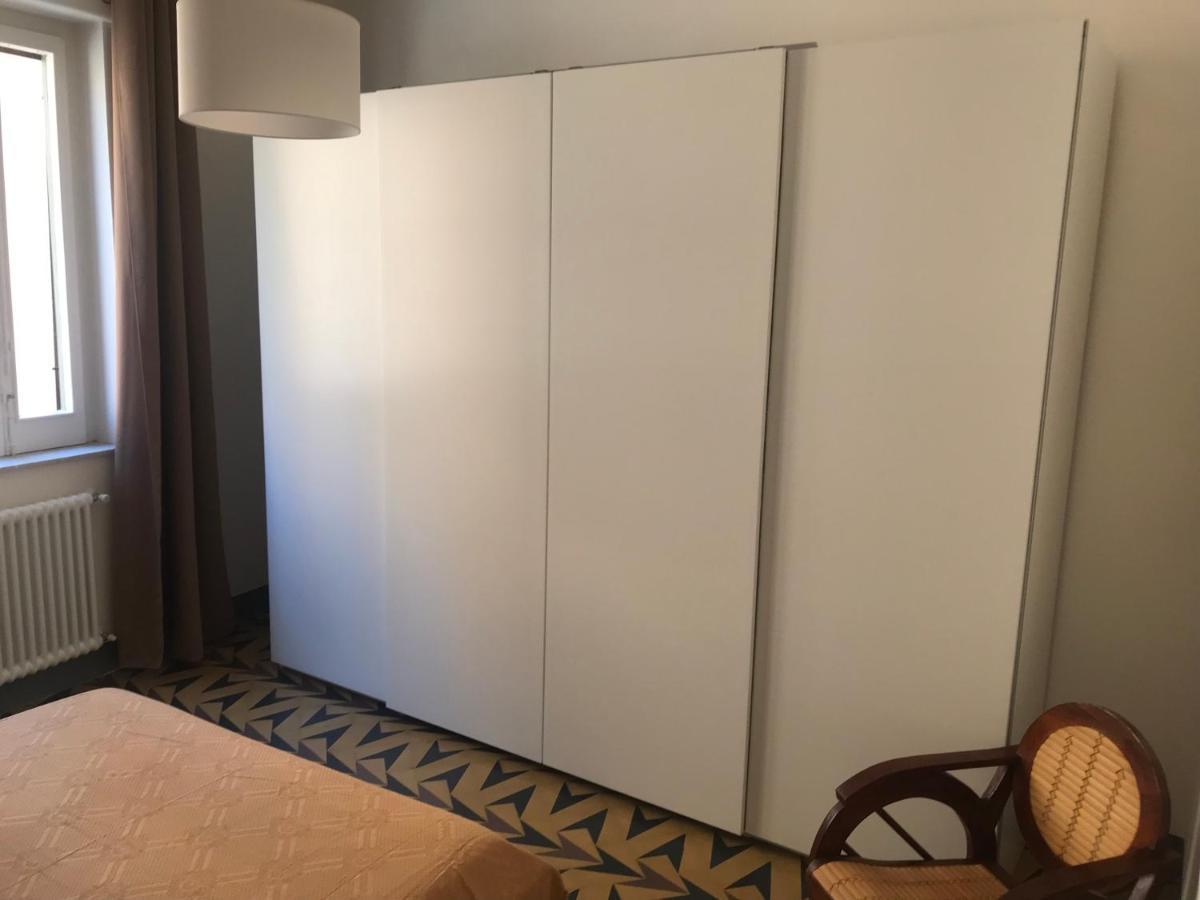 Casa Bianca Apartment Palermo Bagian luar foto