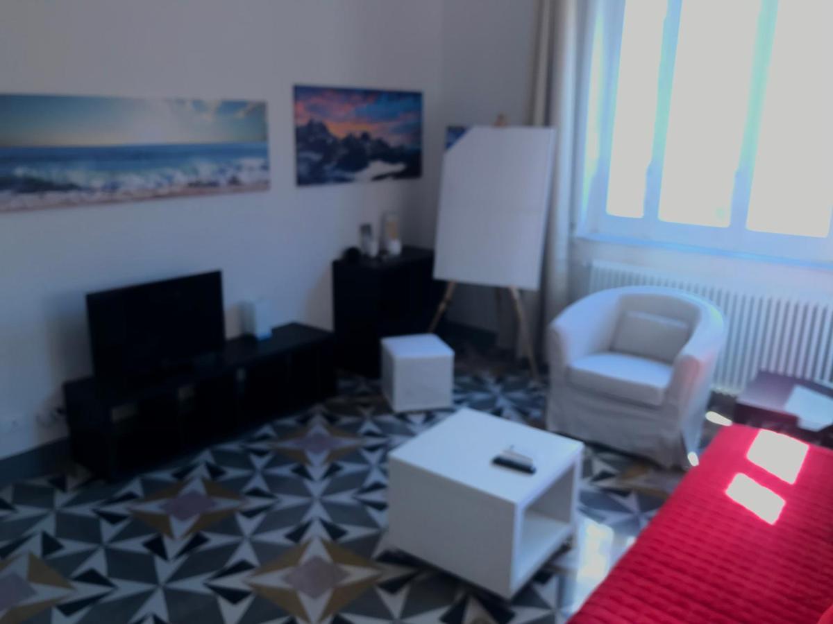 Casa Bianca Apartment Palermo Bagian luar foto